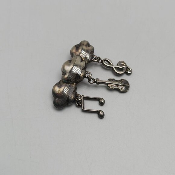 Vintage Silver Tone Musical Cloud Pin With Treble Clef Note & Violin Charms - Picture 2 of 4